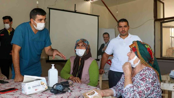 Büyükşehir ekipleri, halkı sağlık konusunda bilgilendiriyor