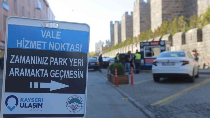 Büyükşehir’in “park et-vale” uygulamasına vatandaşlardan yoğun ilgi